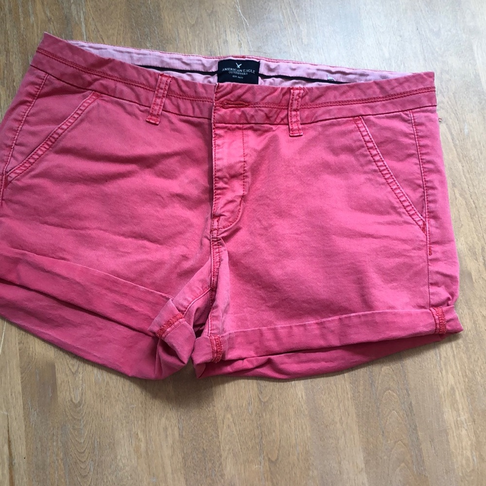 American Eagle twill Midi shorts